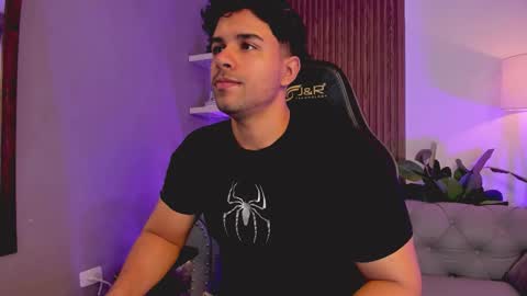 Liam Collins online show from 12.16.25