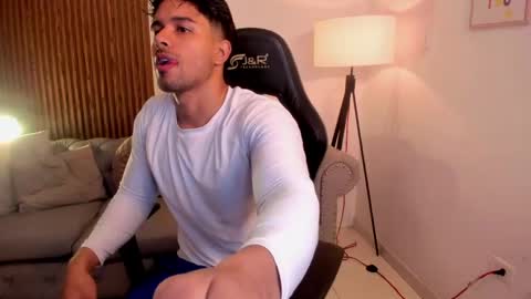 Liam Collins online show from 05.12.26