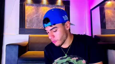 liam_genner online show from 10.12.25