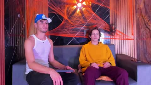 liam_genner online show from 10.26.25