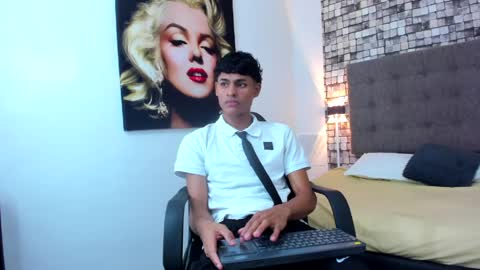 Snapshot of liam_heat1 chatting on 03.27.26 liam_heat1 online show from 03.27.26