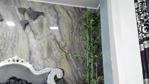 LIAM KLEIN online show from 03.11.25