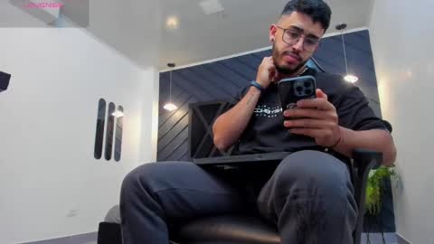 LIAM KLEIN online show from 10.23.25