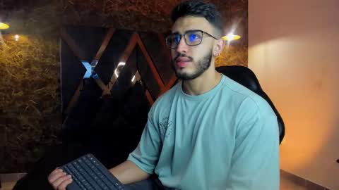 LIAM KLEIN online show from 01.11.26