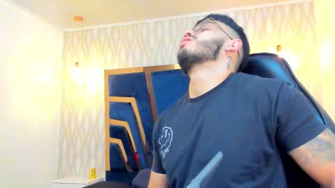 LIAM KLEIN online show from 01.19.26