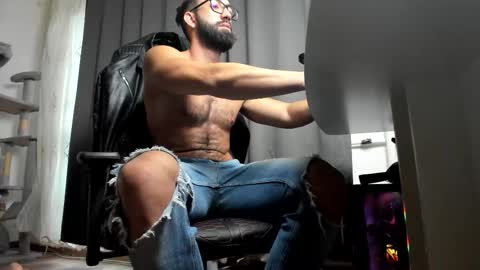 Liam online show from 11.16.25