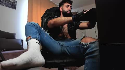 Snapshot of liamaesthetic chatting on 03.12.26 Liam online show from 03.12.26