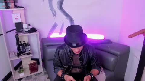 LiamDeep online show from 11.05.25