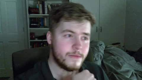 Snapshot of liamfoxx chatting on 04.29.26 Liam Fox online show from 04.29.26