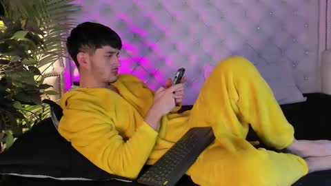 liammuller online show from 12.03.25