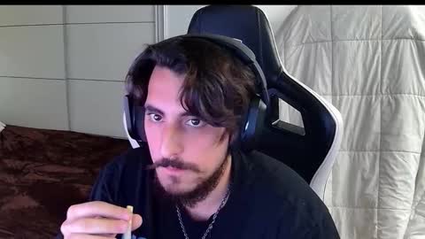 liamriddley online show from 10.15.25