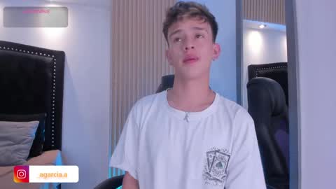 liam online show from 04.17.26