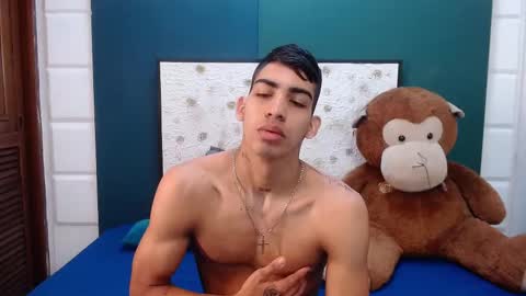 Snapshot of liamwyat chatting on 11.23.25 L I A M online show from 11.23.25