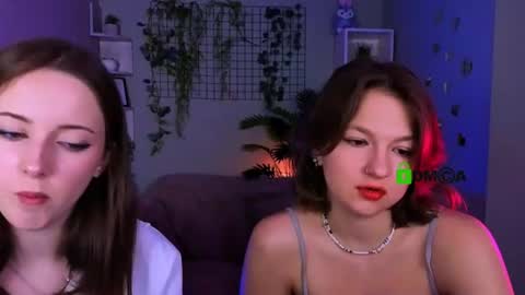 Snapshot of liana_best chatting on 06.15.26 Li online show from 06.15.26