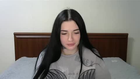 liana_diva online show from 03.03.25