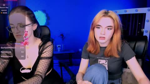 Snapshot of liana_kisses chatting on 01.27.25 Little Liana online show from 01.27.25