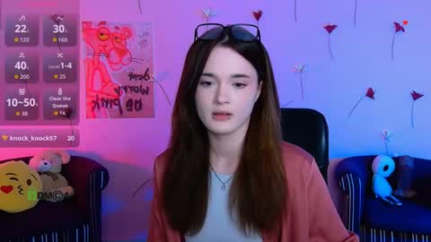 Snapshot of liana_kisses chatting on 05.15.26 Little Liana online show from 05.15.26