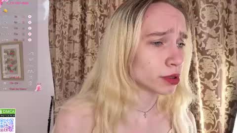 Snapshot of liane_bennet chatting on 06.26.26 Sofia online show from 06.26.26