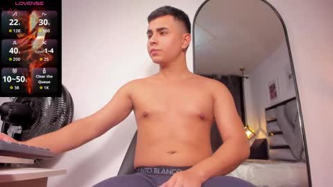 Snapshot of lianfox_ chatting on 05.11.26 lianfox_ online show from 05.11.26