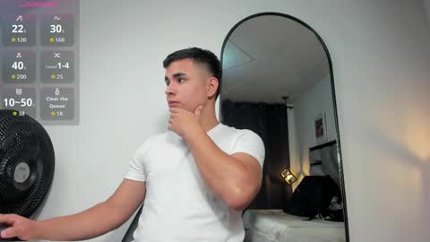 Snapshot of lianfox_ chatting on 05.18.26 lianfox_ online show from 05.18.26