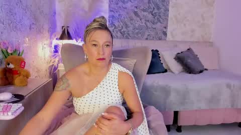 Lian online show from 05.15.26