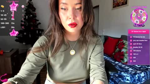 LiaQuinn online show from 01.23.25