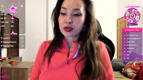 LiaQuinn online show from 02.21.25