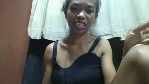 liaraisha online show from 10.17.25