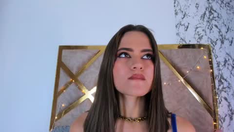 Snapshot of liaruso chatting on 05.20.26 liaross online show from 05.20.26