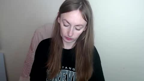 Lia online show from 05.10.26