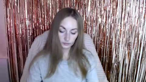 Snapshot of liasais_ chatting on 07.19.26 Lia online show from 07.19.26