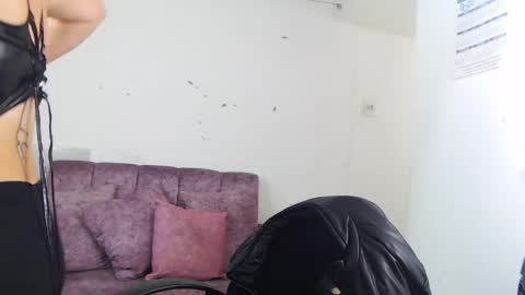 liastark19 online show from 04.21.26