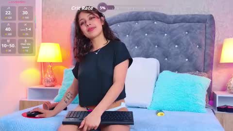 Lia online show from 10.30.25