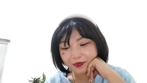 Snapshot of libbiepostlethwaite chatting on 05.07.26 Molly online show from 05.07.26