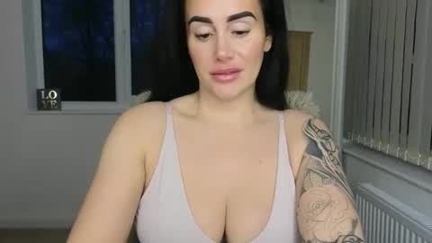 Snapshot of libbyloveheartx chatting on 01.09.26 Libby online show from 01.09.26