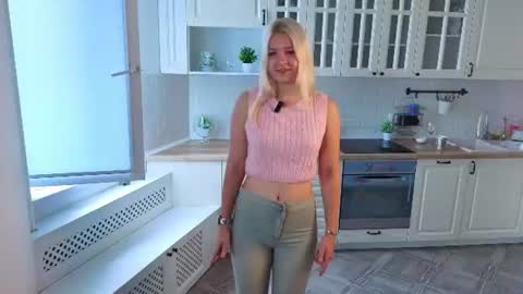 Snapshot of libbytippen chatting on 07.25.26 Im Monica online show from 07.25.26