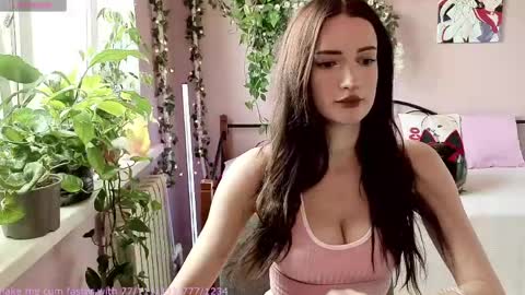 Snapshot of lick_it_up_big_boy chatting on 05.24.26 Welcome guys in my room Im Claire online show from 05.24.26