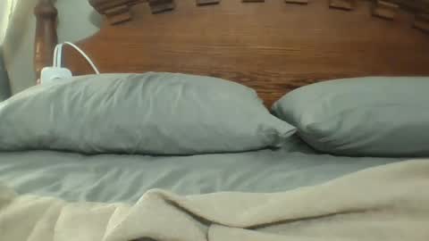 lickmysnowballs online show from 12.09.24