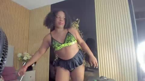 Snapshot of licyevans chatting on 06.20.26 licy online show from 06.20.26