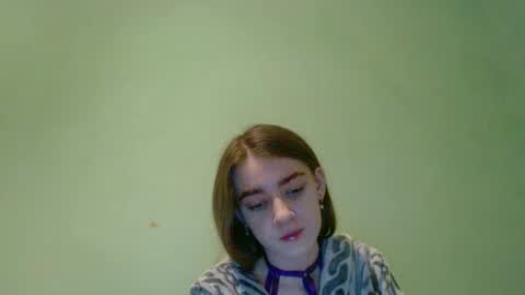 lietta ray  online show from 02.13.25