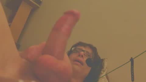 Snapshot of lieven7887 chatting on 01.05.25 lieven online show from 01.05.25