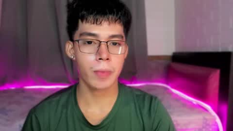 Snapshot of lightjt4 chatting on 09.18.25 Jt online show from 09.18.25