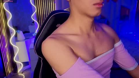 LIHIAN online show from 04.04.26