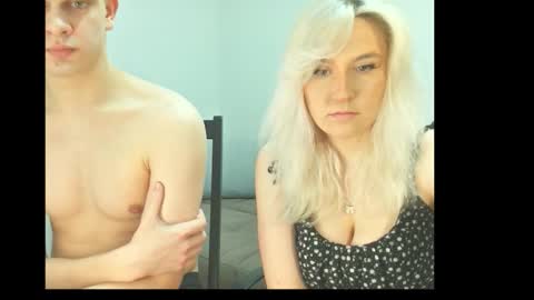 lii_gong_ online show from 02.15.26