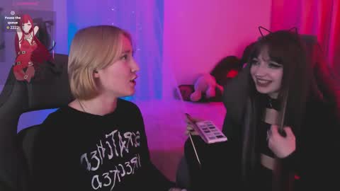 Snapshot of lii_luu chatting on 03.04.26 LiLu online show from 03.04.26