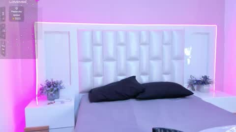 Lia  online show from 04.16.26