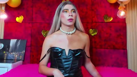 liiacollins online show from 11.15.25