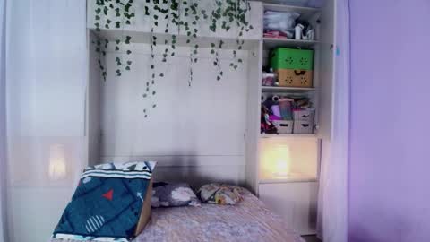         online show from 09.11.25