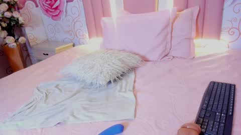 LIILY online show from 01.11.25