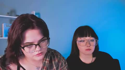 lika_pop online show from 12.05.25